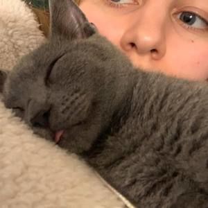 Meet your Posher, Lorna